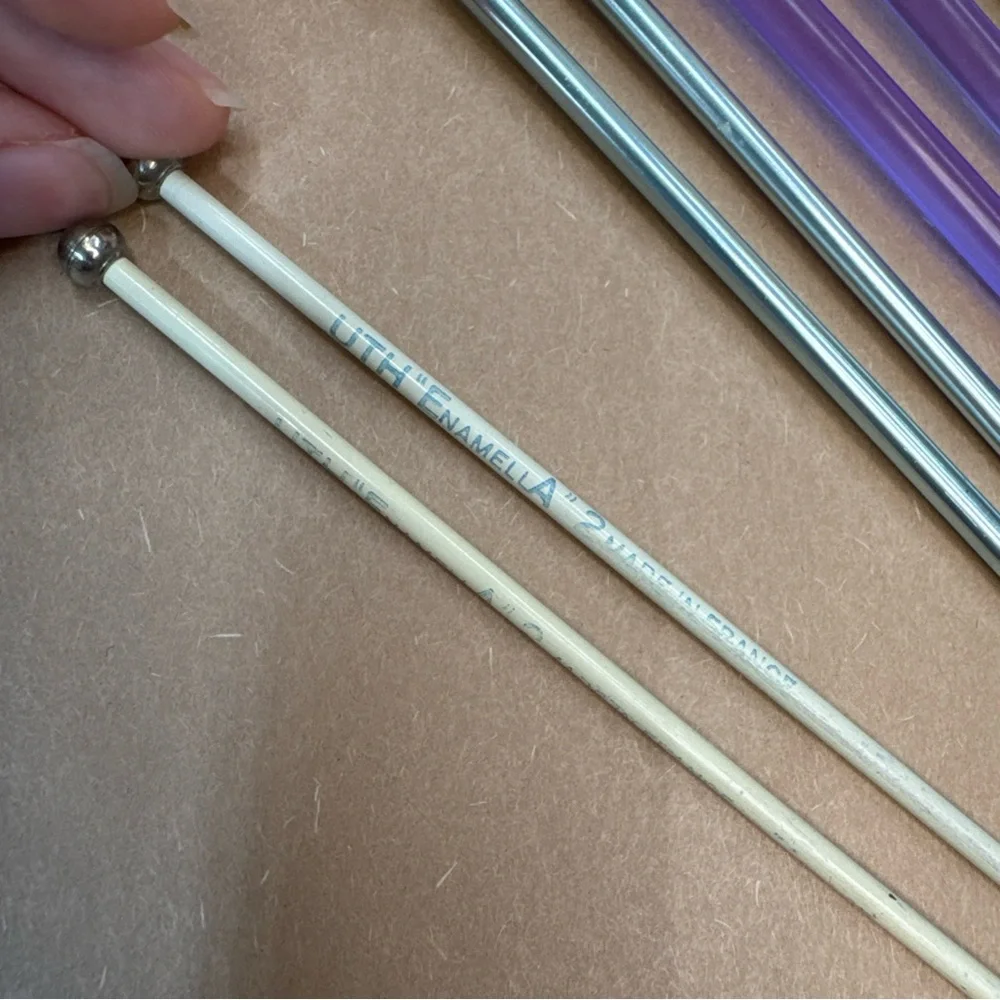 Susan Bates/UTH “Enamella” Knitting Needle Set Purple Blue Multicolor Crafts